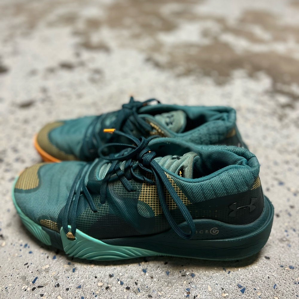 Under Armour Anatomix Spawn Low - image 2